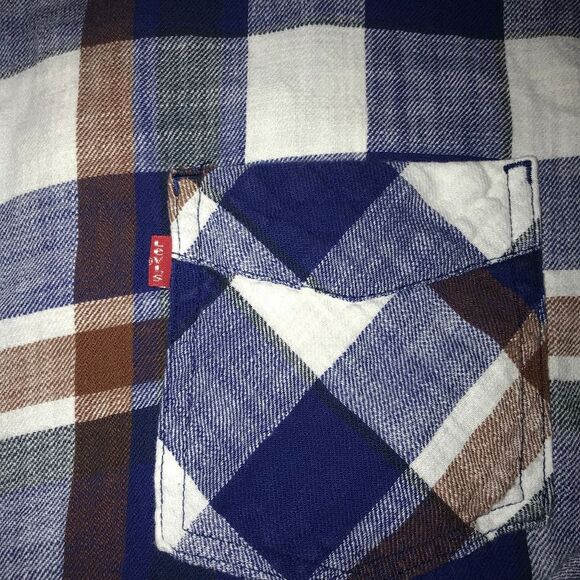 Levi's‎ Flannel Shirt - Picture 2 of 4